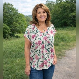 JODIFL Pink Floral Blouse NWOT